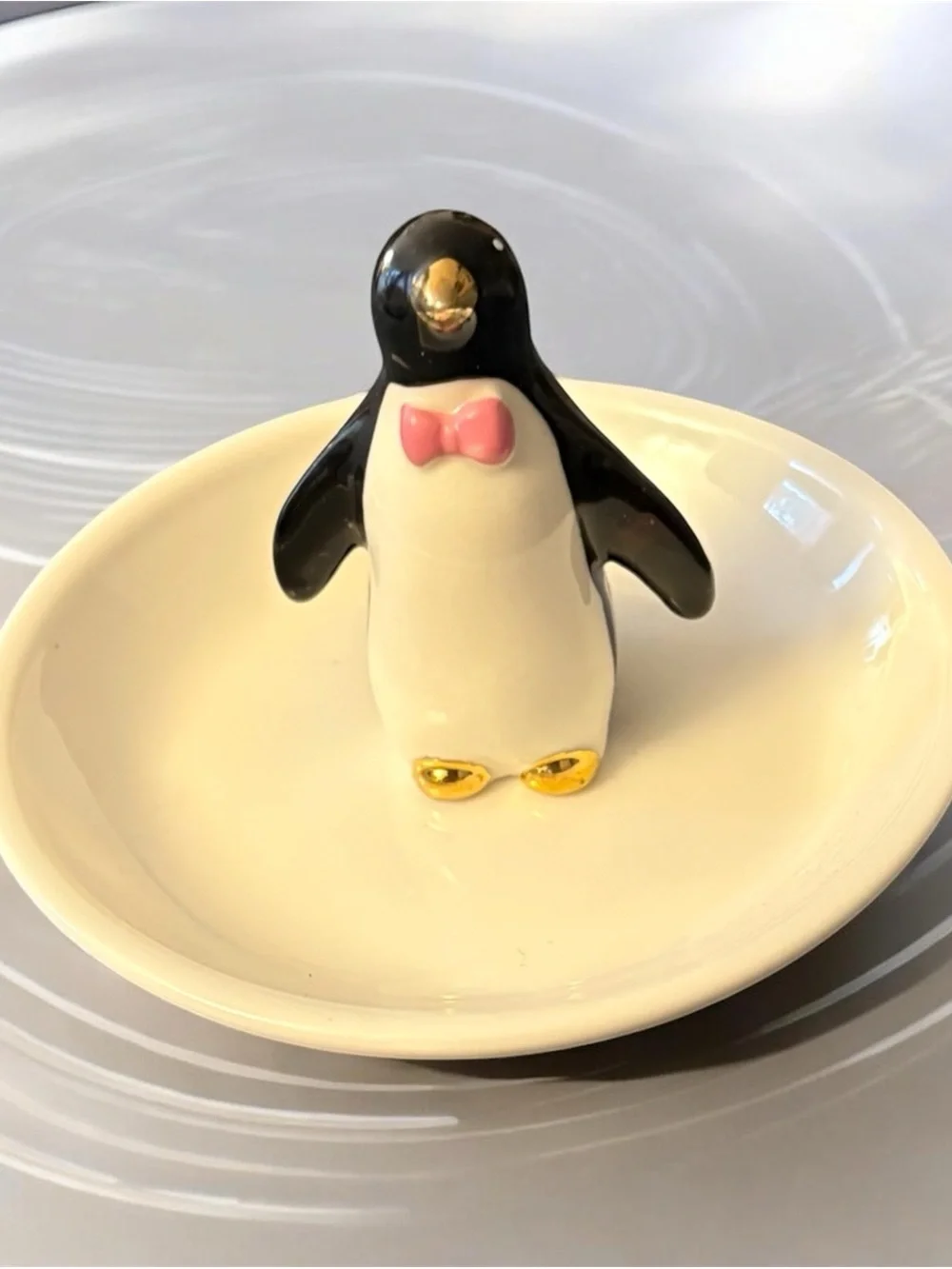 🦖 5 for $20 Kohls Ceramic Penguin Jewelry Dish Trinket Tray Gold Accents